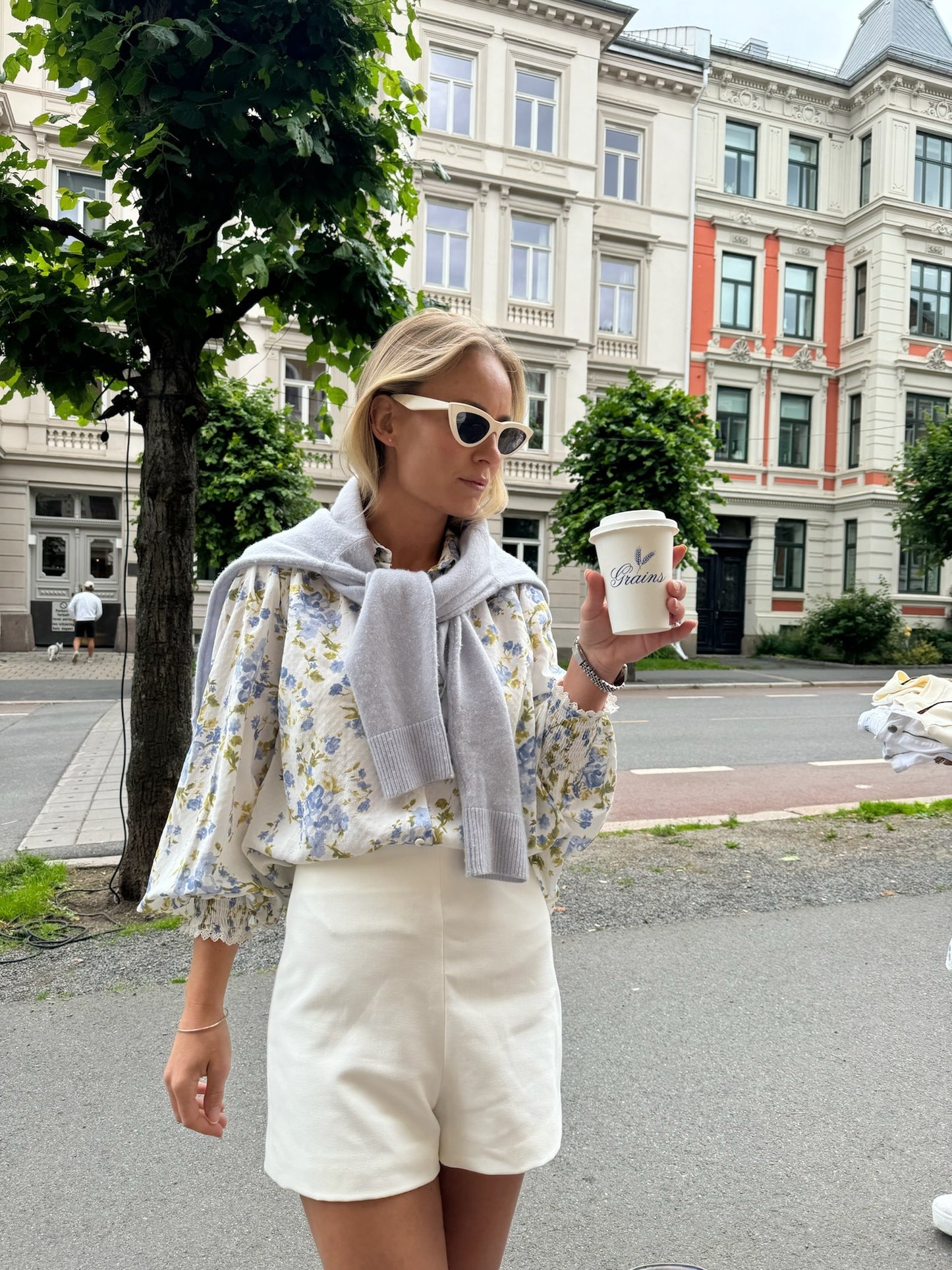 YASILEA Shorts - Star White
