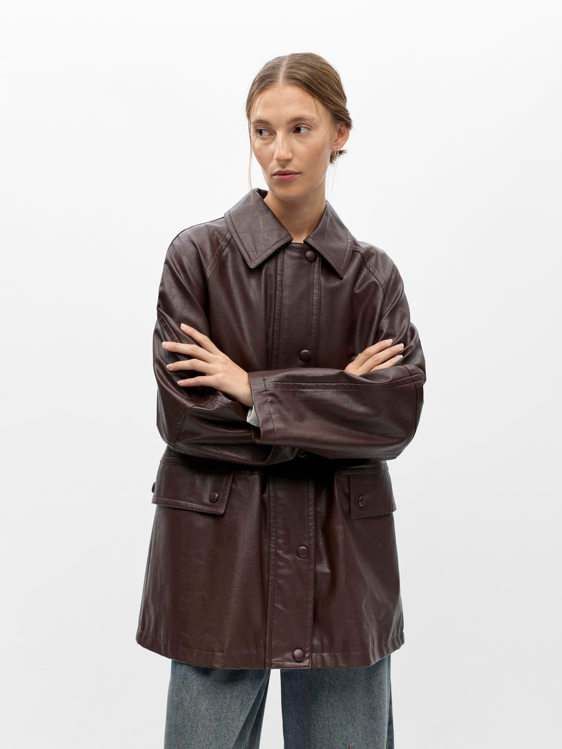 model_shot-front