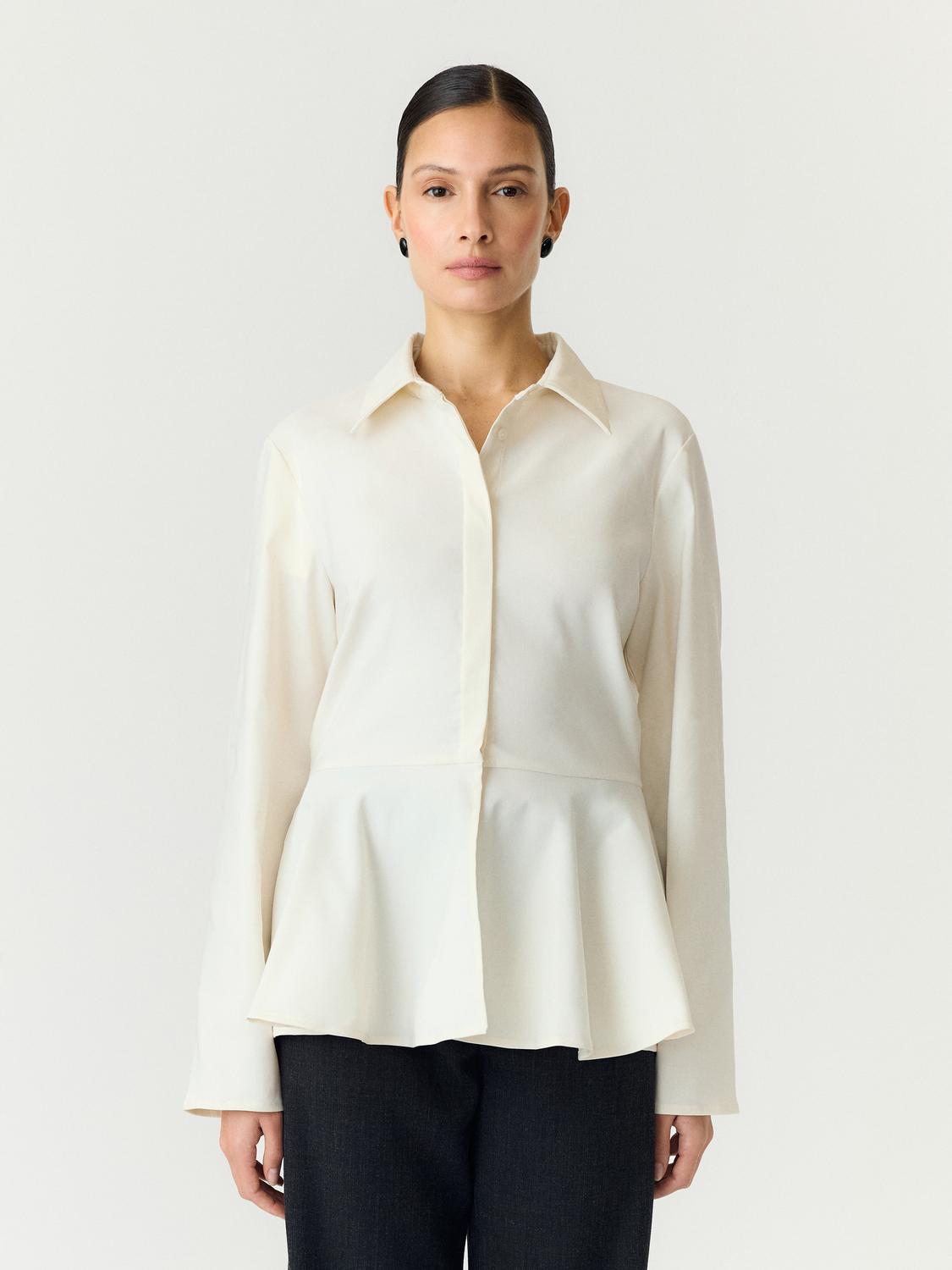 model_shot-front