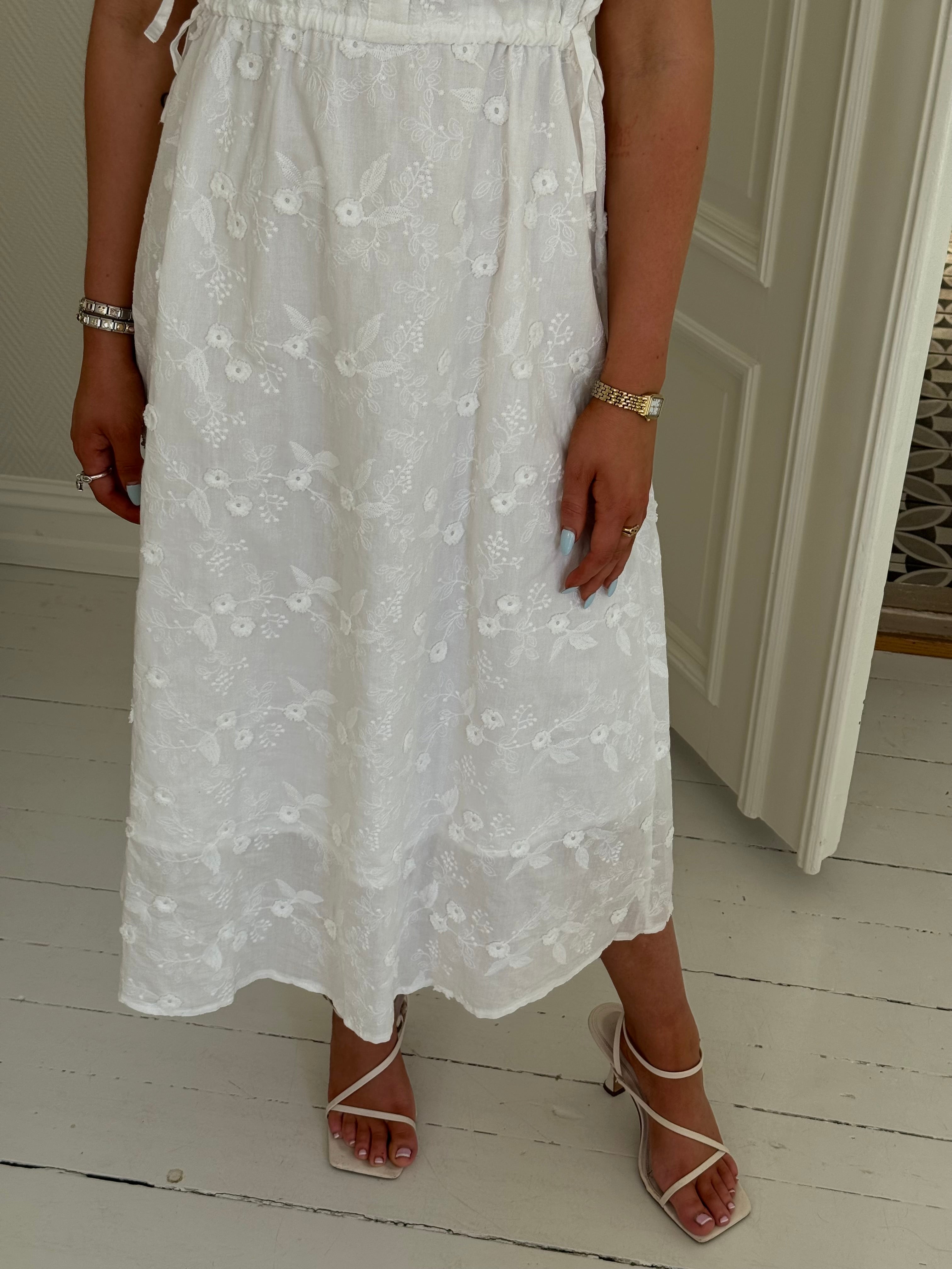 VISIMONE Midi Dress - Snow White