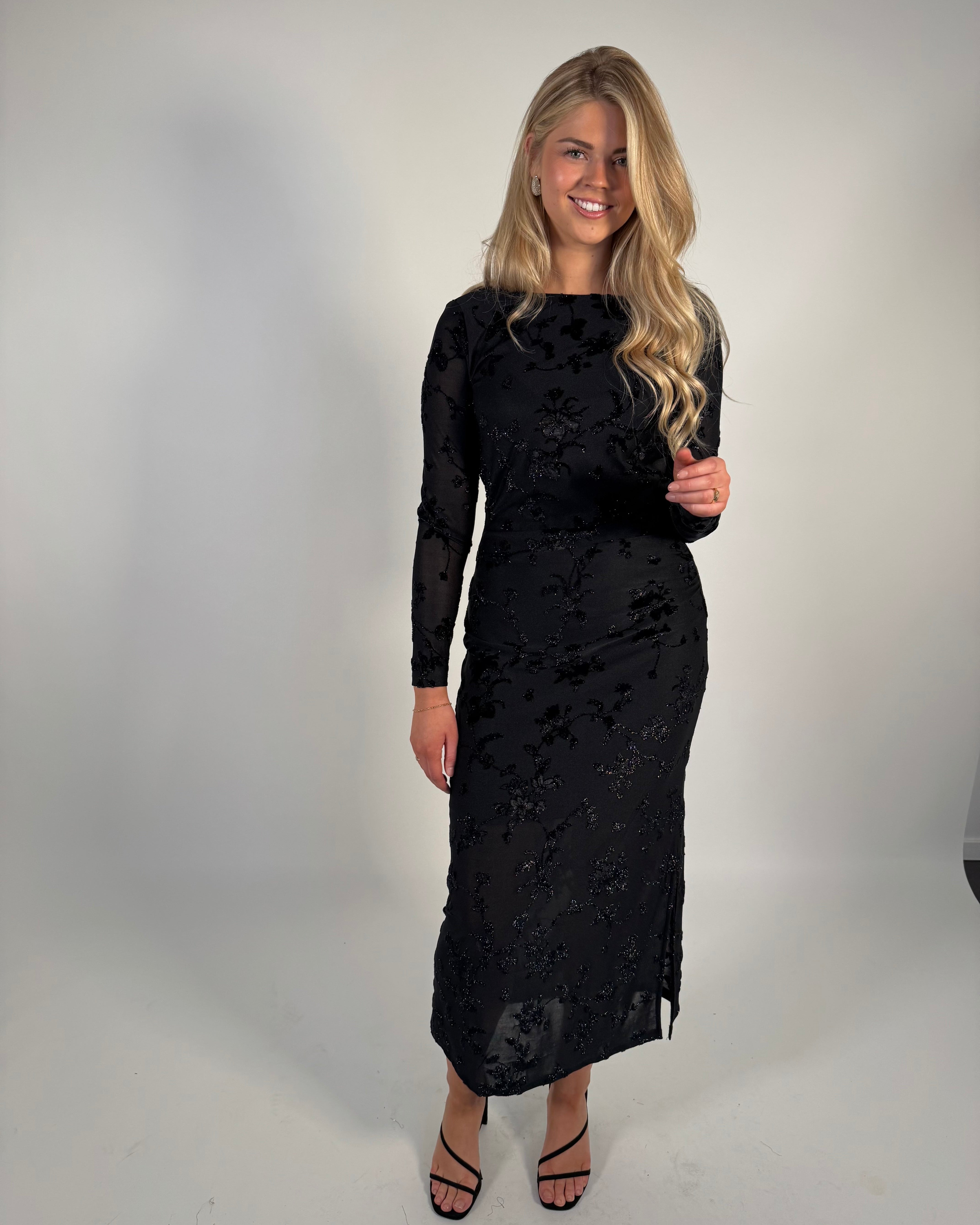 VIMIRANDA Midi Dress - Black Beauty