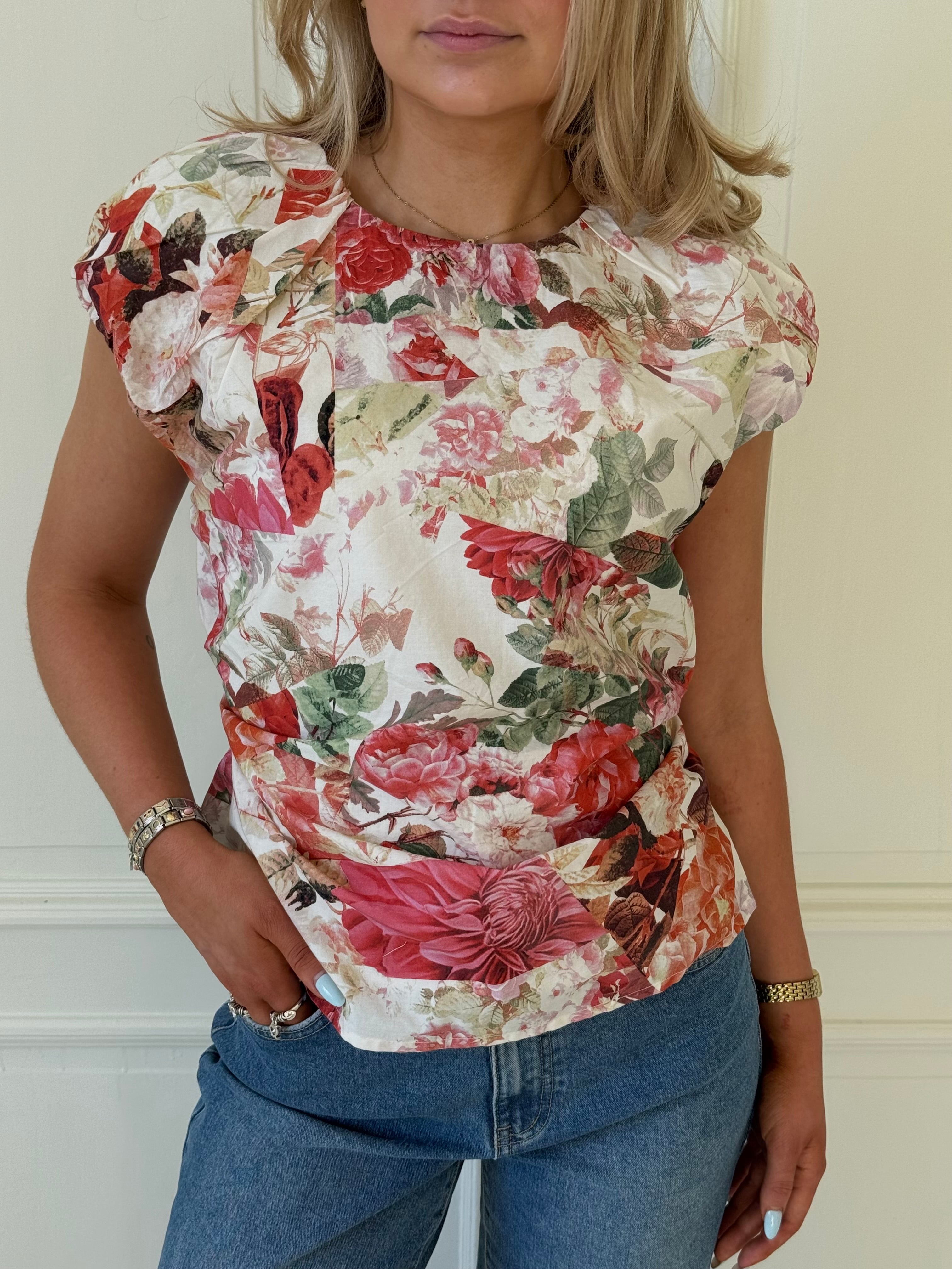 YASROSALLA Top - Pristine