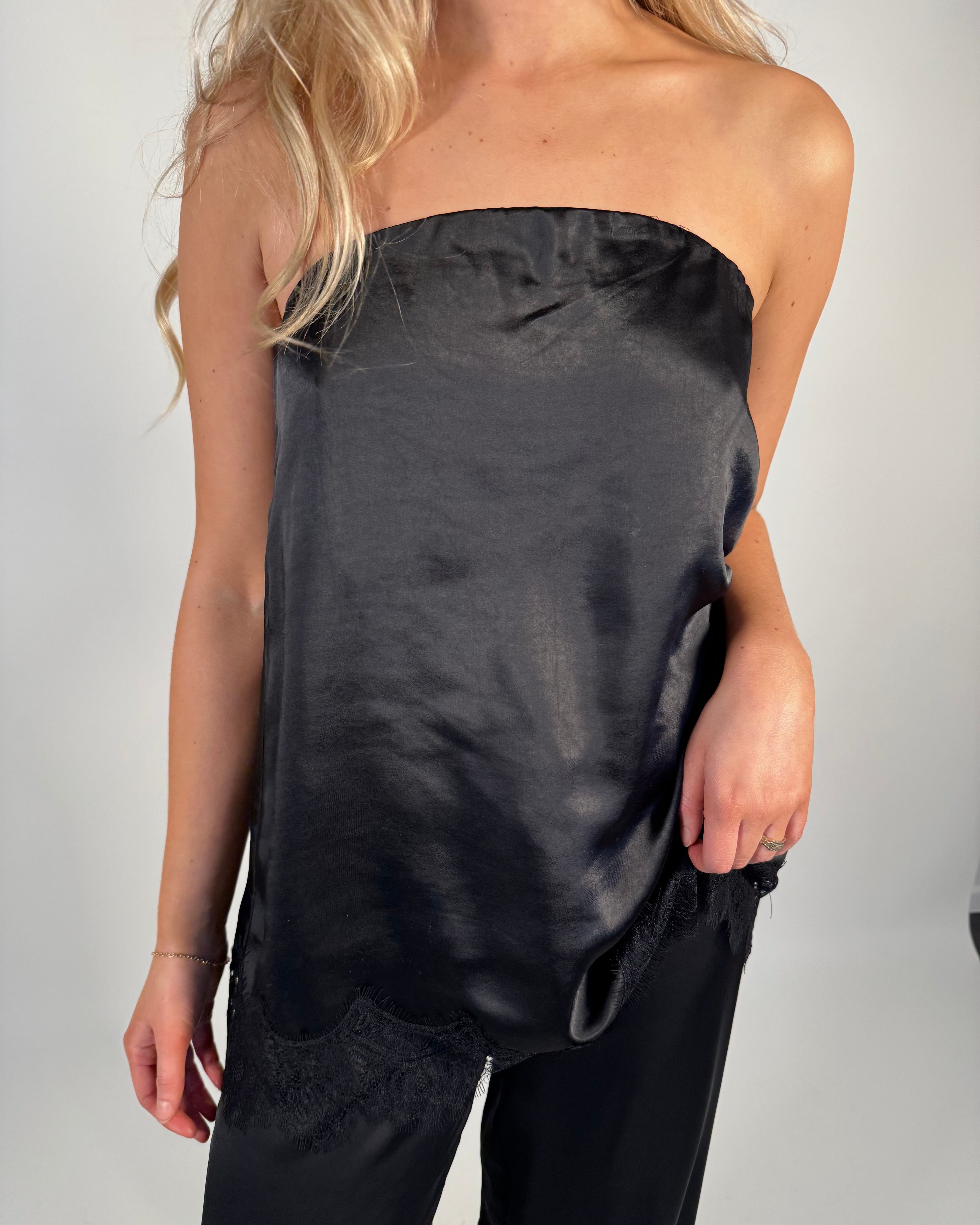 VIYTTA Top - Black Beauty