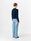 model_shot-back