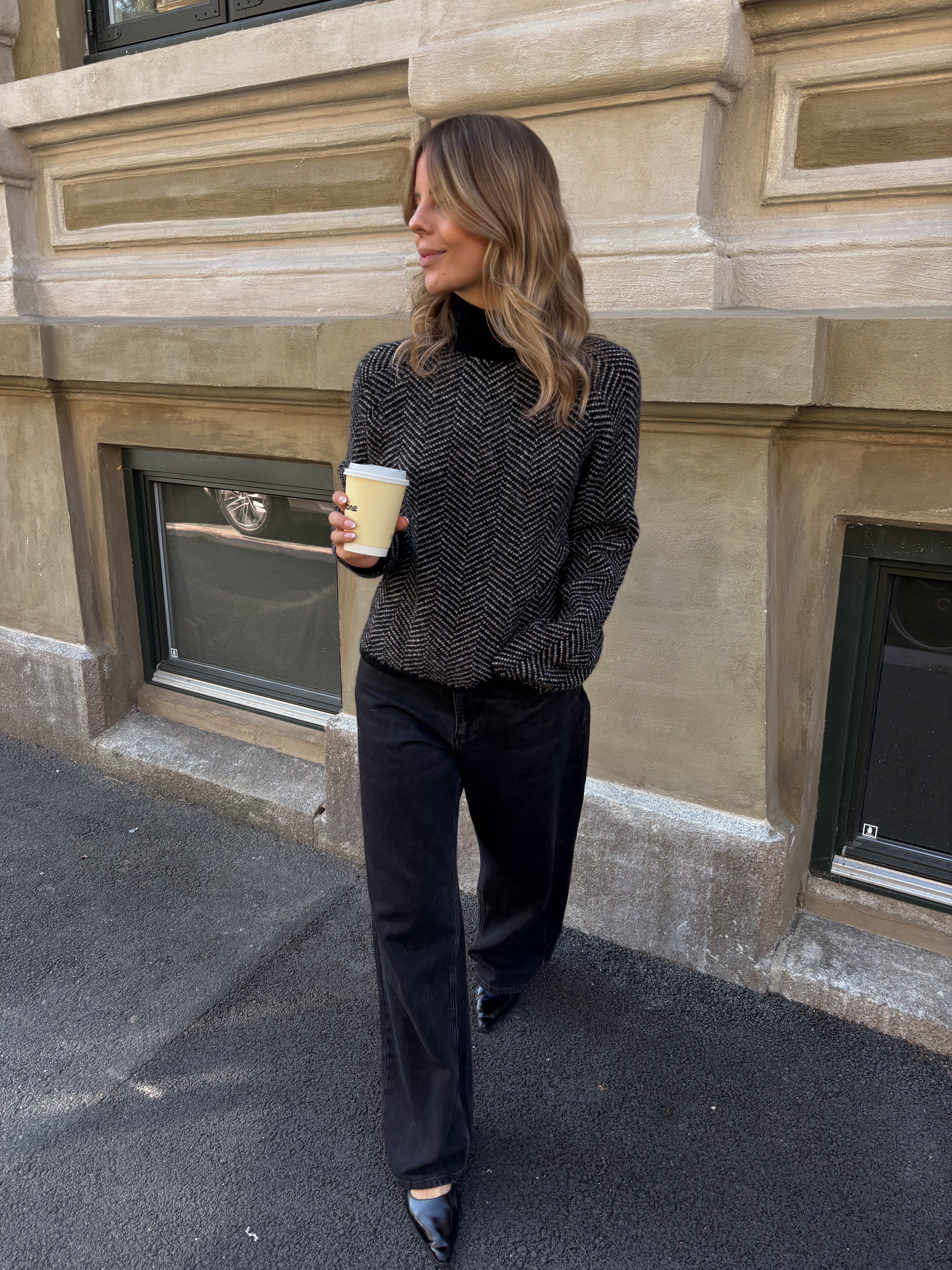 VILORY Pullover - Black Beauty