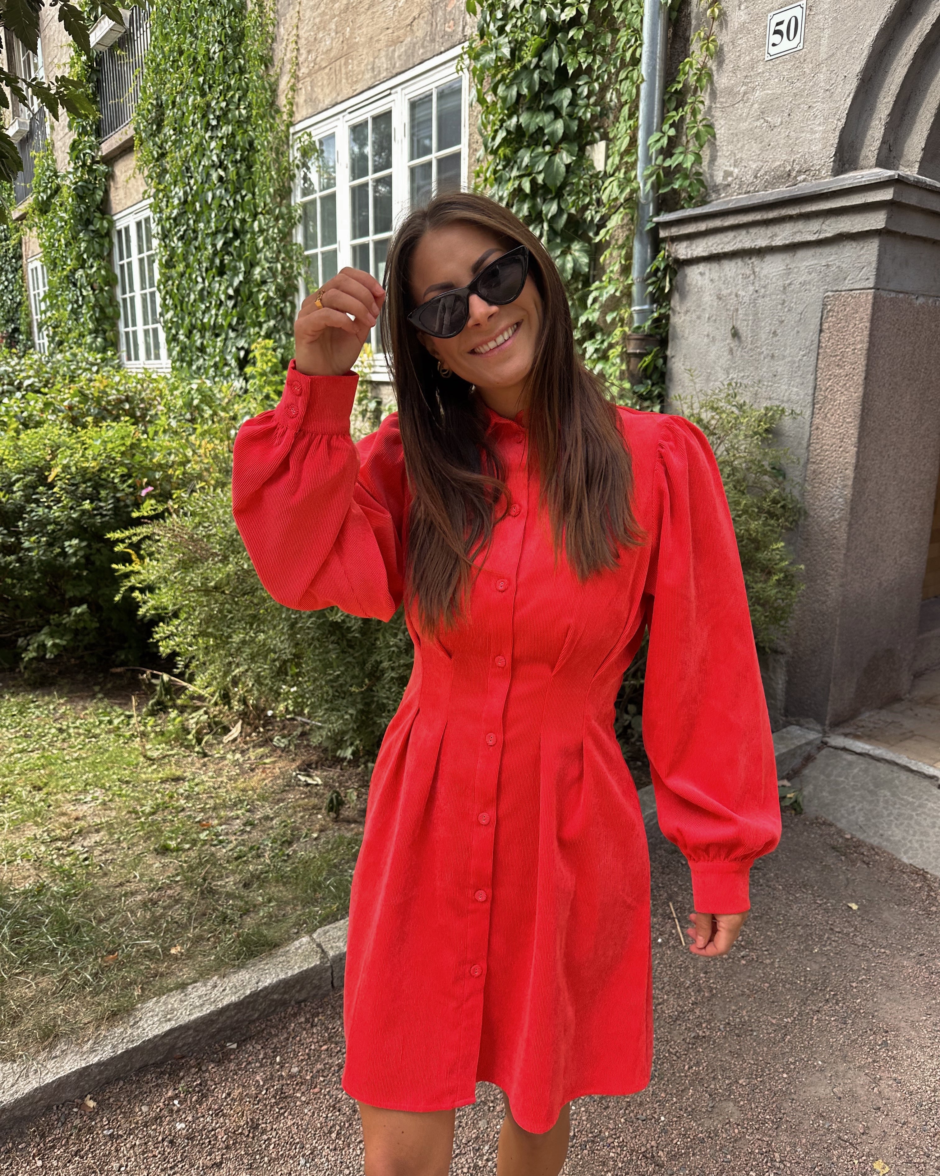 VICORDU Short Dress - Hibiscus