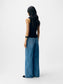 model_shot-back