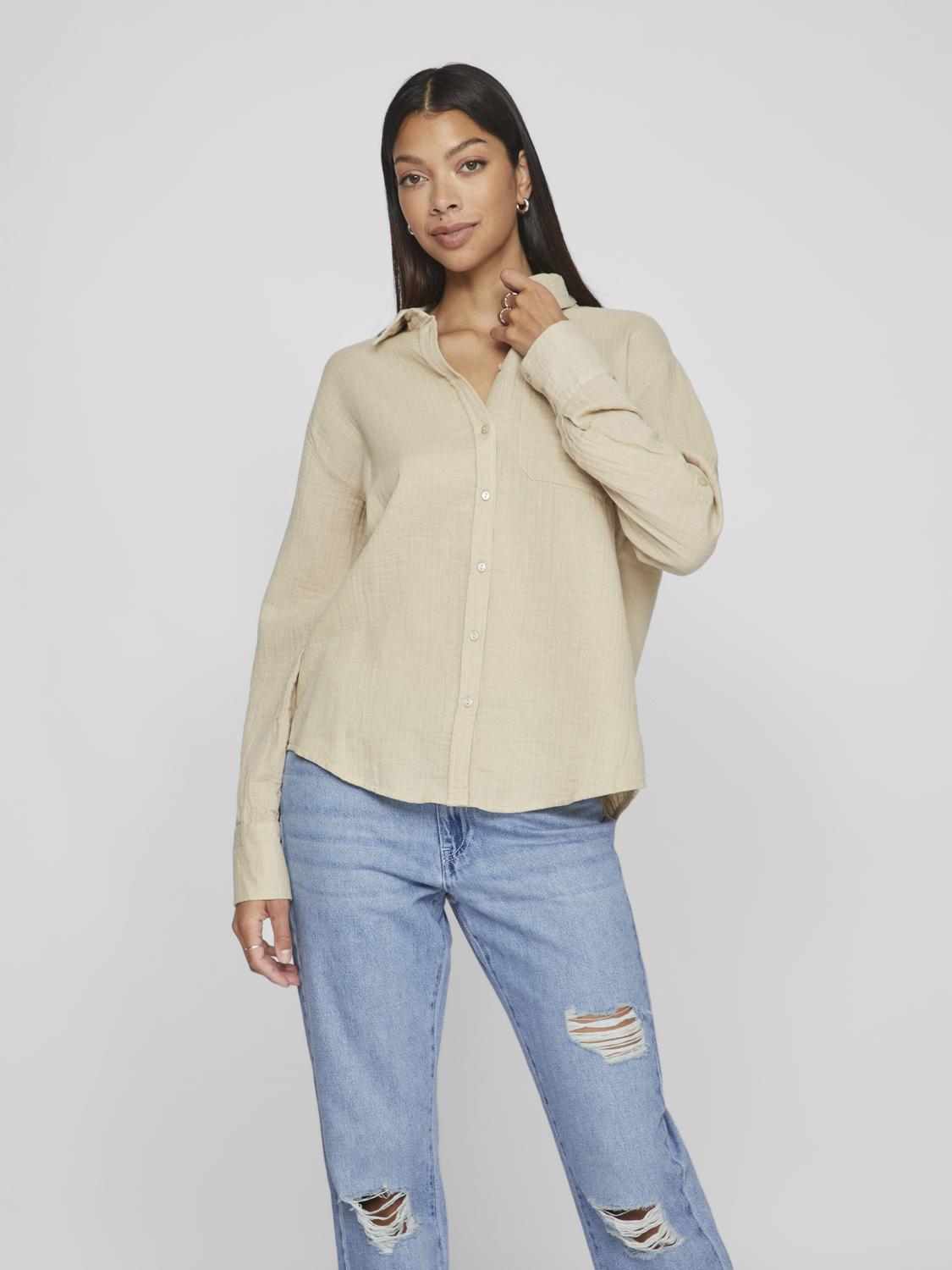 model_shot-front