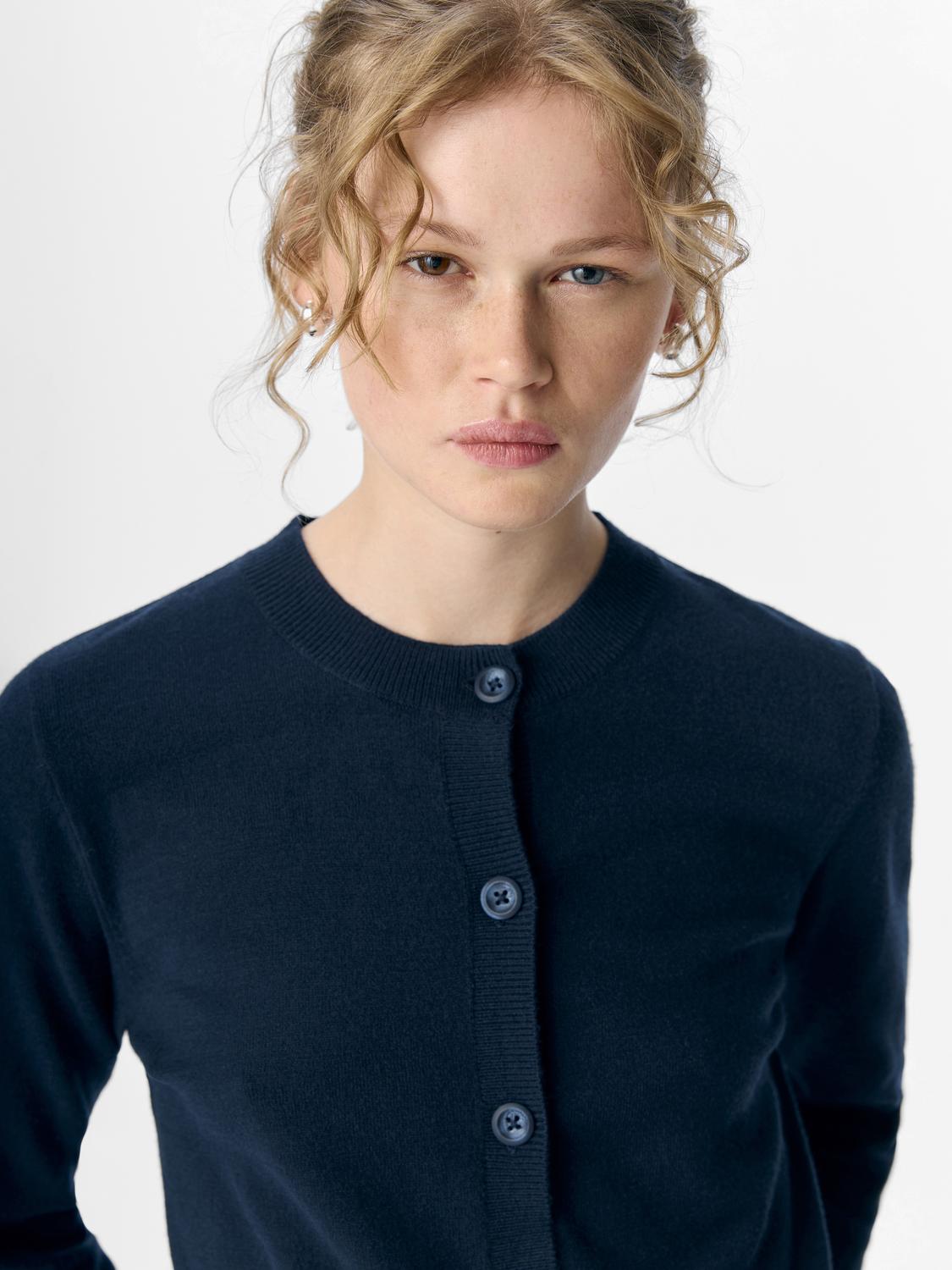 model_shot-detail