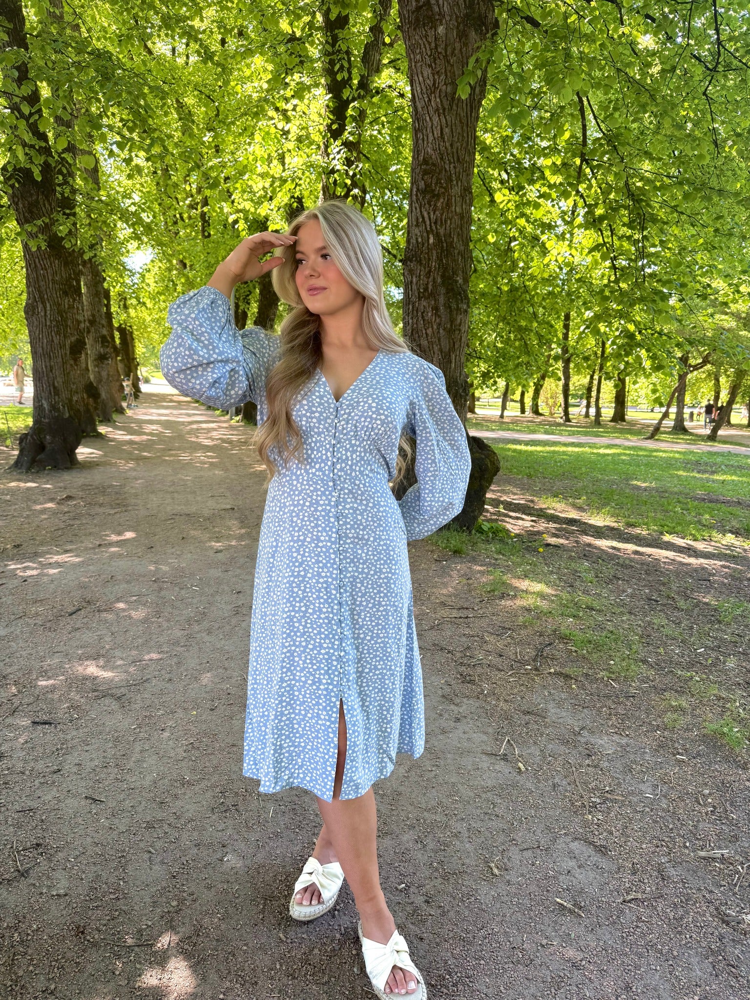VIANNA Midi Dress - Kentucky Blue